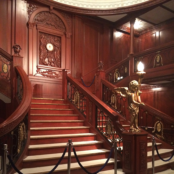titanic_staircase